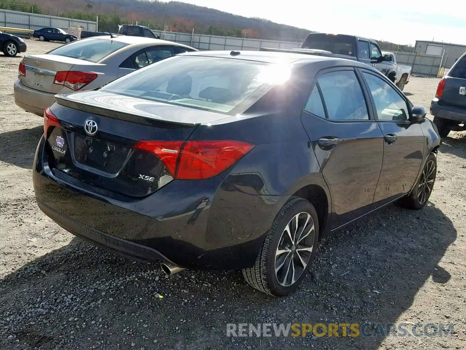 4 Photograph of a damaged car 2T1BURHE9KC128974 TOYOTA COROLLA 2019