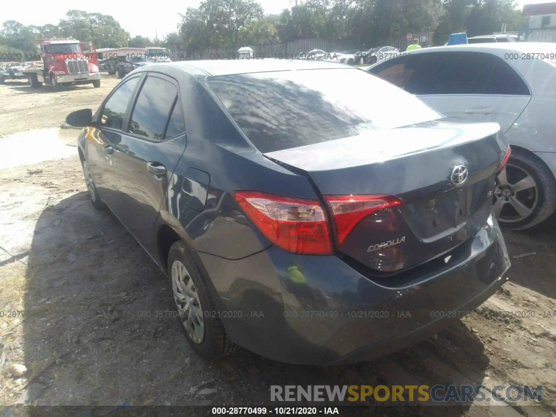 3 Photograph of a damaged car 2T1BURHE9KC129770 TOYOTA COROLLA 2019