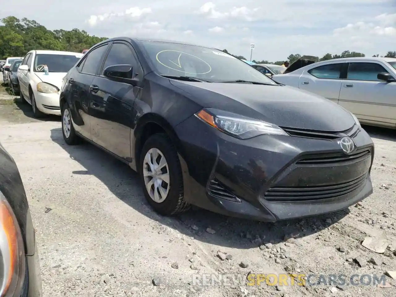 1 Photograph of a damaged car 2T1BURHE9KC129901 TOYOTA COROLLA 2019