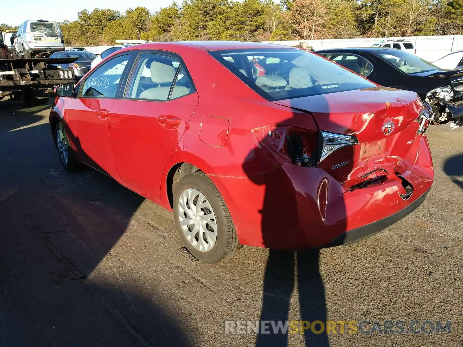 3 Photograph of a damaged car 2T1BURHE9KC130336 TOYOTA COROLLA 2019