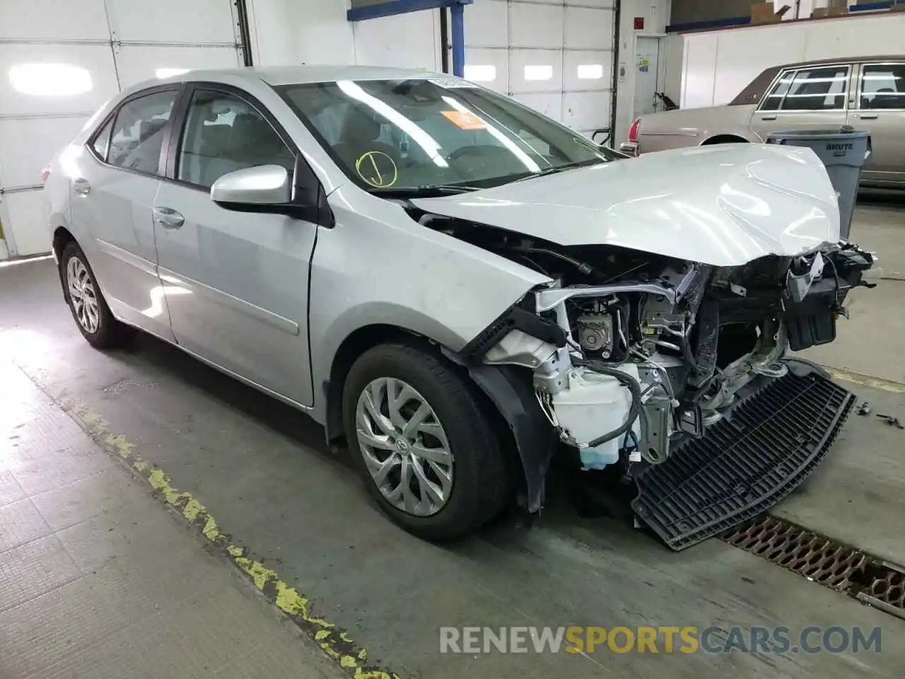 1 Photograph of a damaged car 2T1BURHE9KC130613 TOYOTA COROLLA 2019