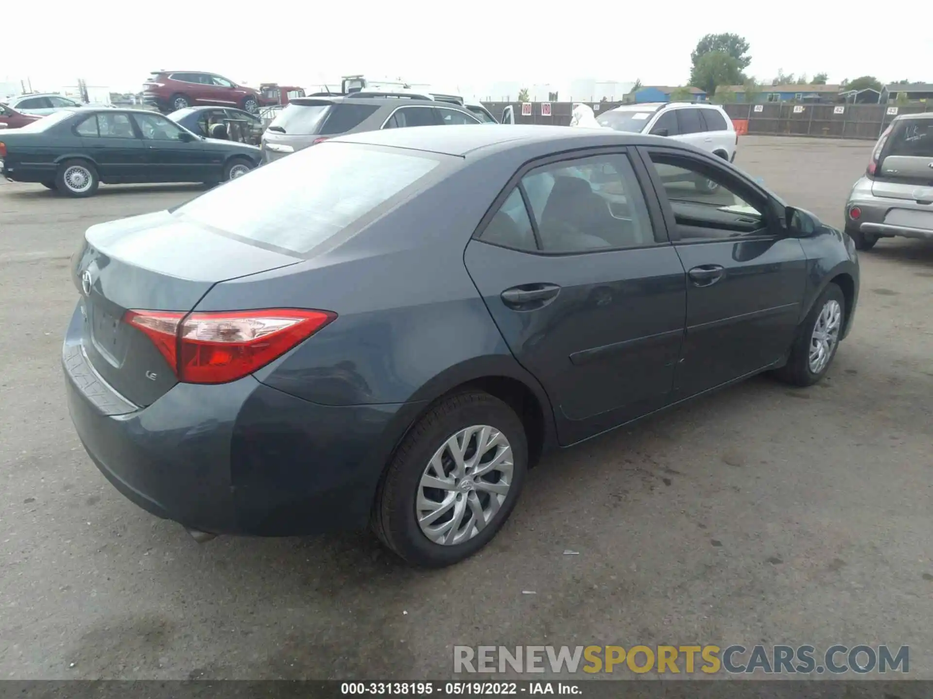 4 Photograph of a damaged car 2T1BURHE9KC131437 TOYOTA COROLLA 2019