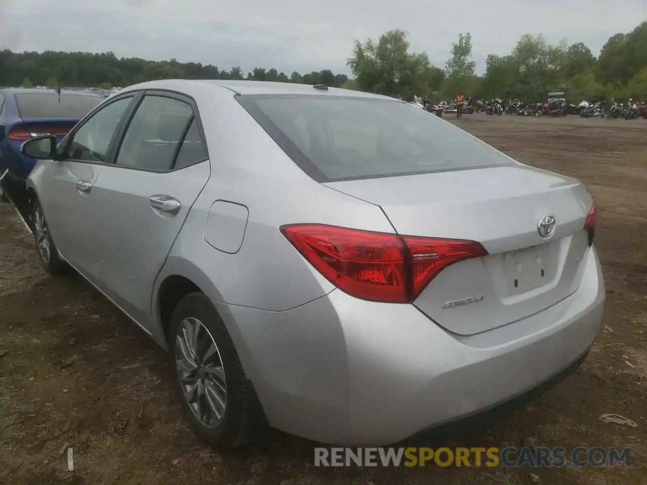 3 Photograph of a damaged car 2T1BURHE9KC131616 TOYOTA COROLLA 2019