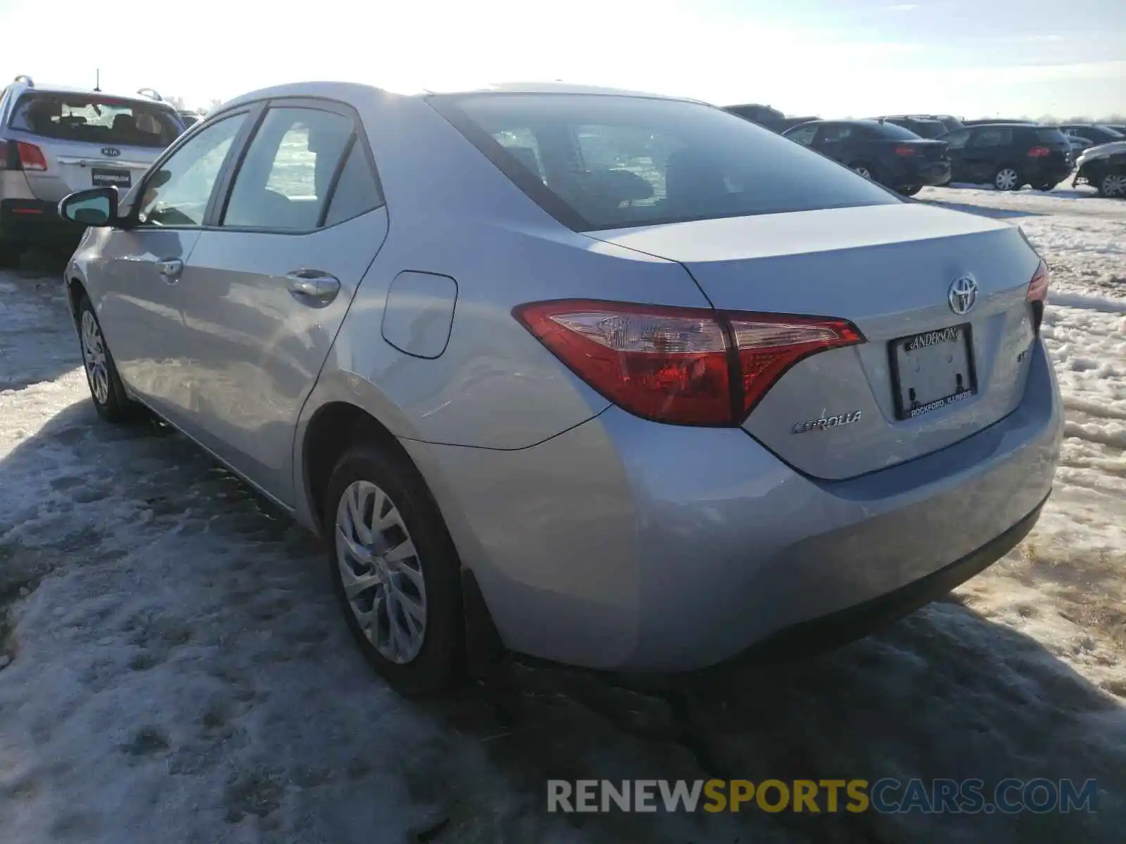 3 Photograph of a damaged car 2T1BURHE9KC132331 TOYOTA COROLLA 2019