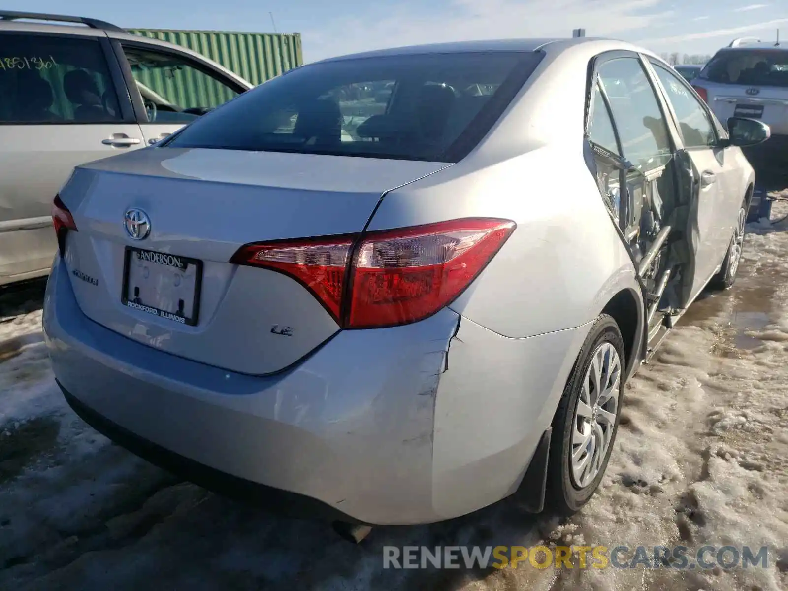 4 Photograph of a damaged car 2T1BURHE9KC132331 TOYOTA COROLLA 2019