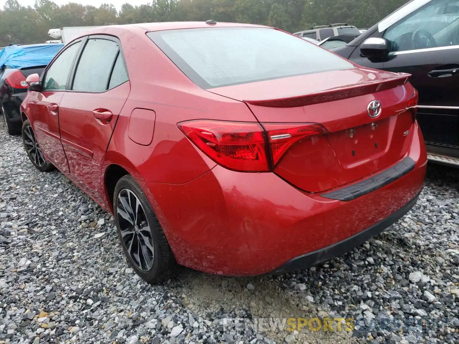 3 Photograph of a damaged car 2T1BURHE9KC133947 TOYOTA COROLLA 2019