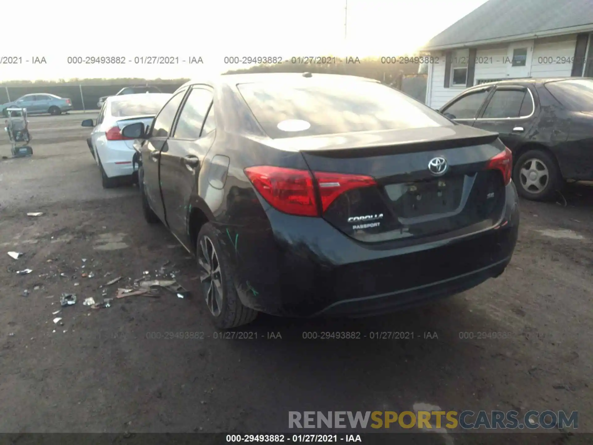 3 Photograph of a damaged car 2T1BURHE9KC134368 TOYOTA COROLLA 2019