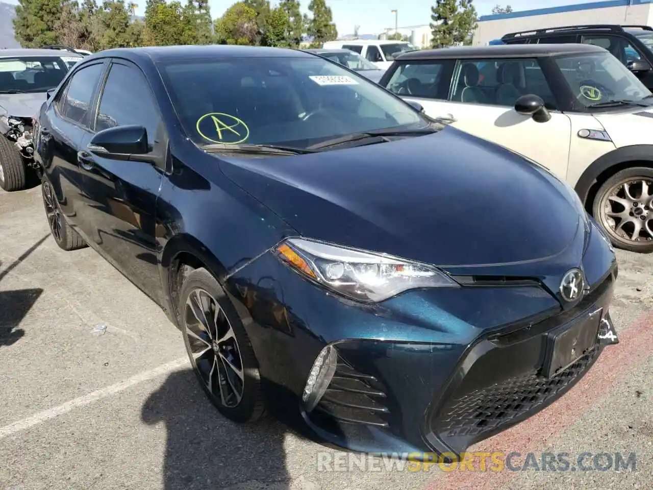 1 Photograph of a damaged car 2T1BURHE9KC136444 TOYOTA COROLLA 2019