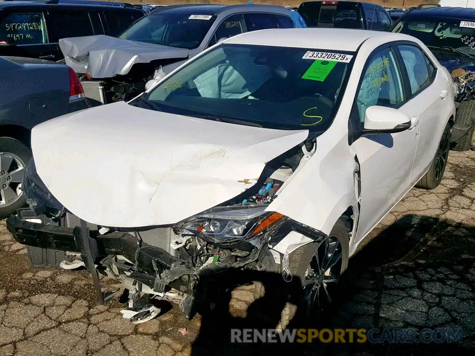 2 Photograph of a damaged car 2T1BURHE9KC137657 TOYOTA COROLLA 2019