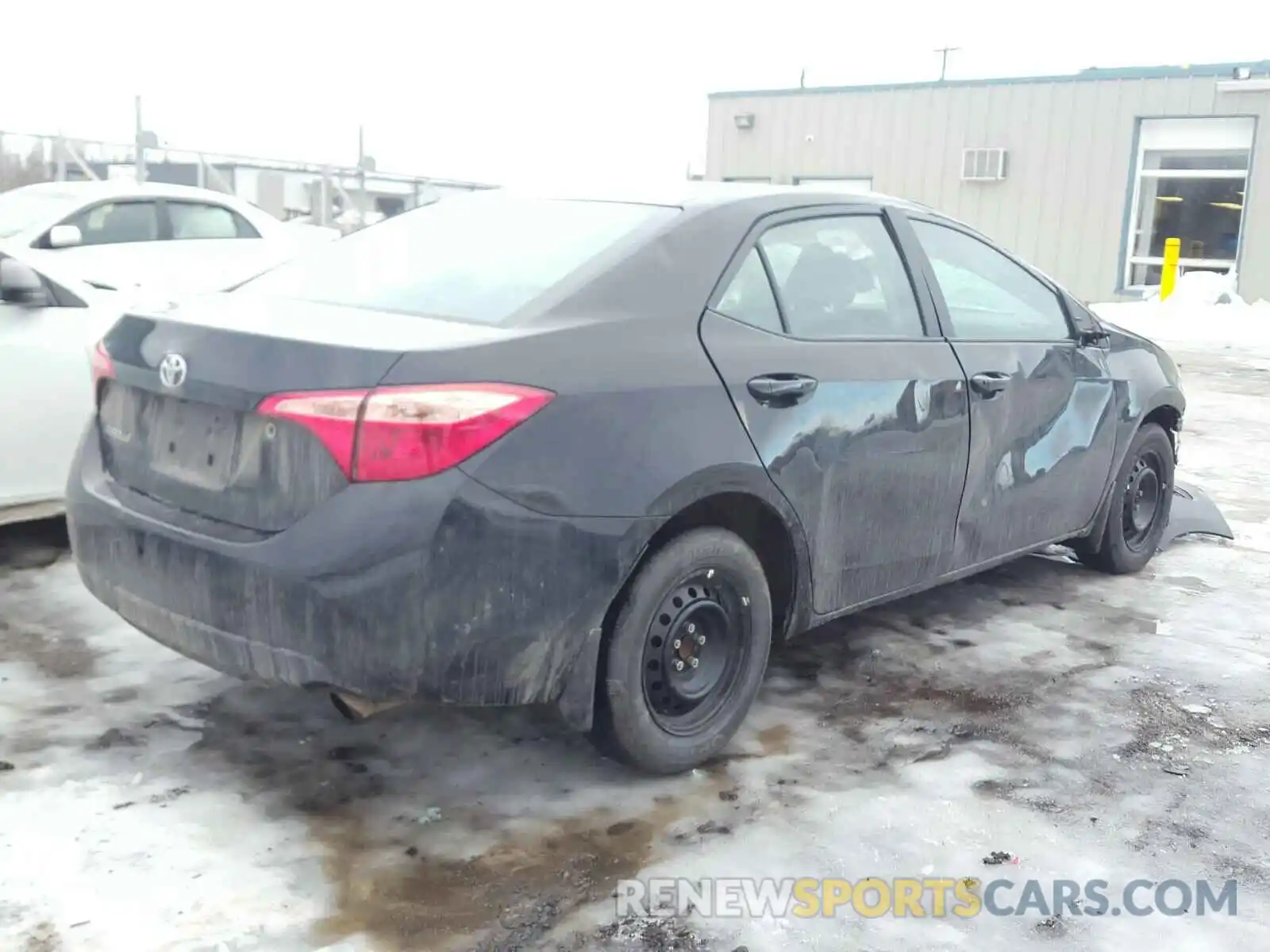 4 Photograph of a damaged car 2T1BURHE9KC137755 TOYOTA COROLLA 2019