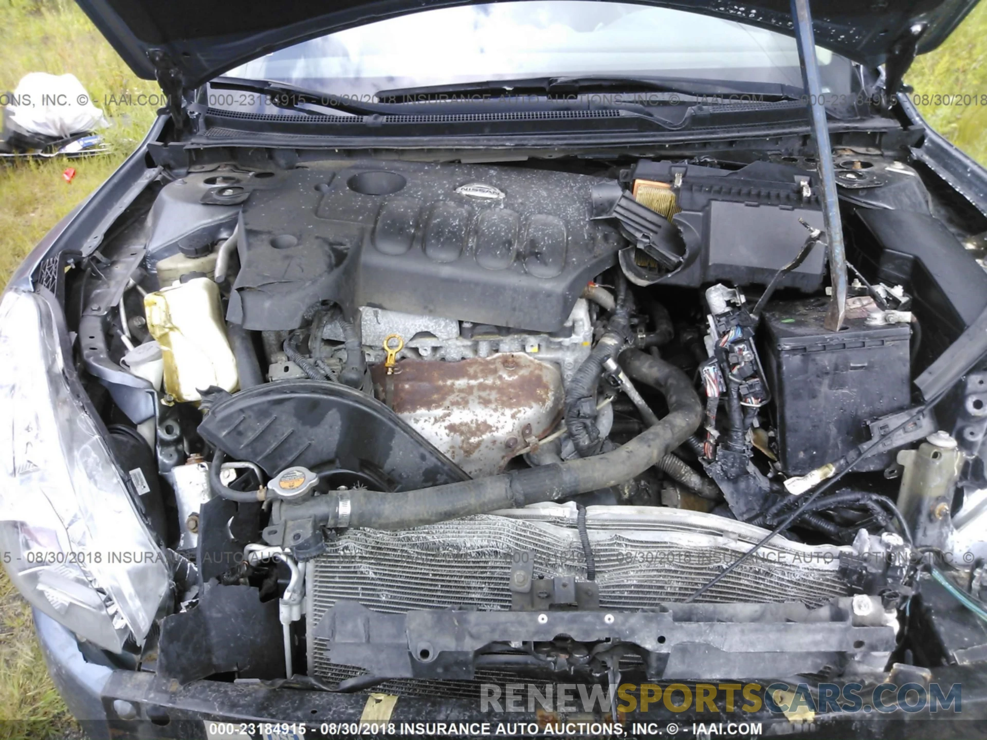 10 Photograph of a damaged car 2T1BURHE9KC138033 TOYOTA COROLLA 2019