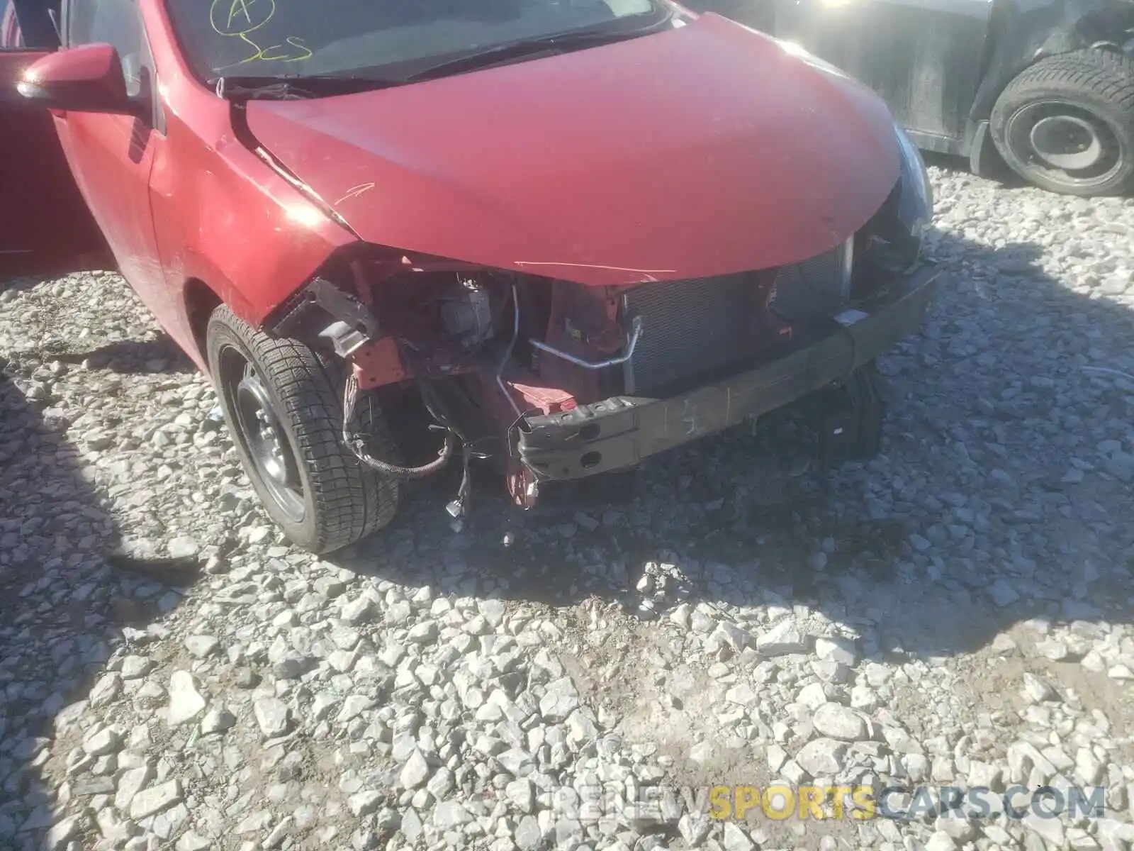 9 Photograph of a damaged car 2T1BURHE9KC138226 TOYOTA COROLLA 2019