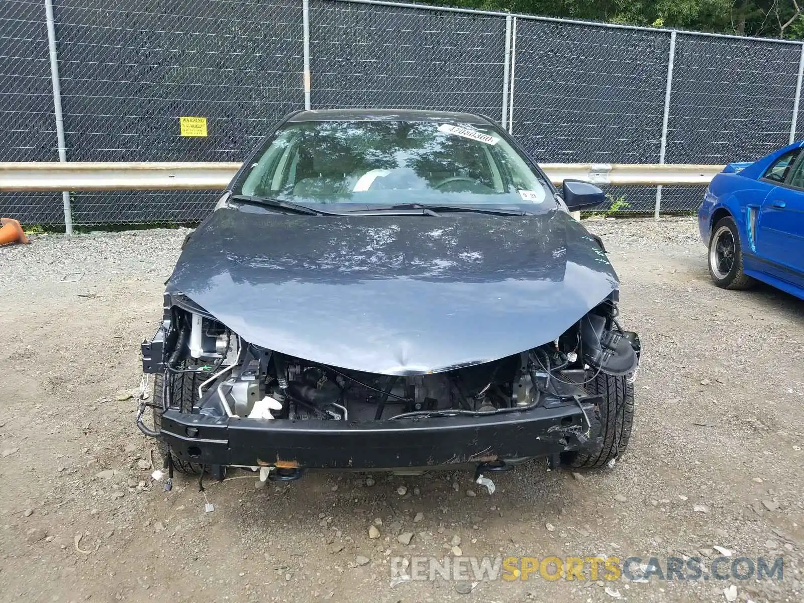 9 Photograph of a damaged car 2T1BURHE9KC138761 TOYOTA COROLLA 2019