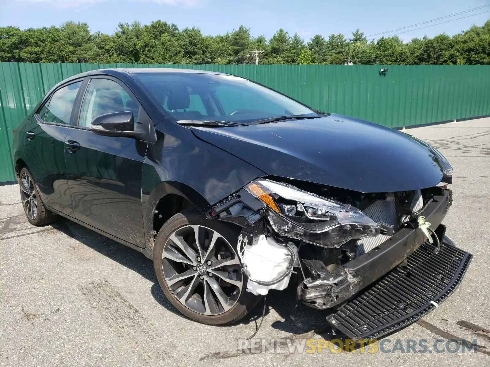 1 Photograph of a damaged car 2T1BURHE9KC139084 TOYOTA COROLLA 2019