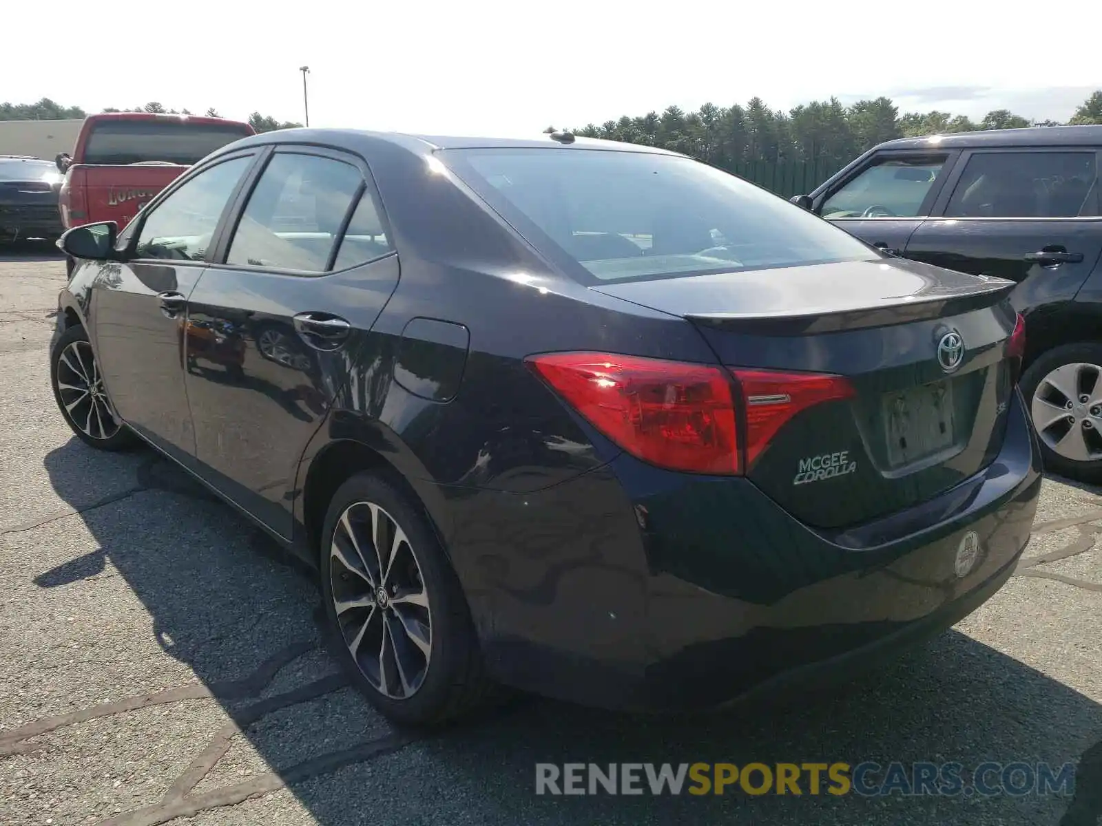 3 Photograph of a damaged car 2T1BURHE9KC139084 TOYOTA COROLLA 2019