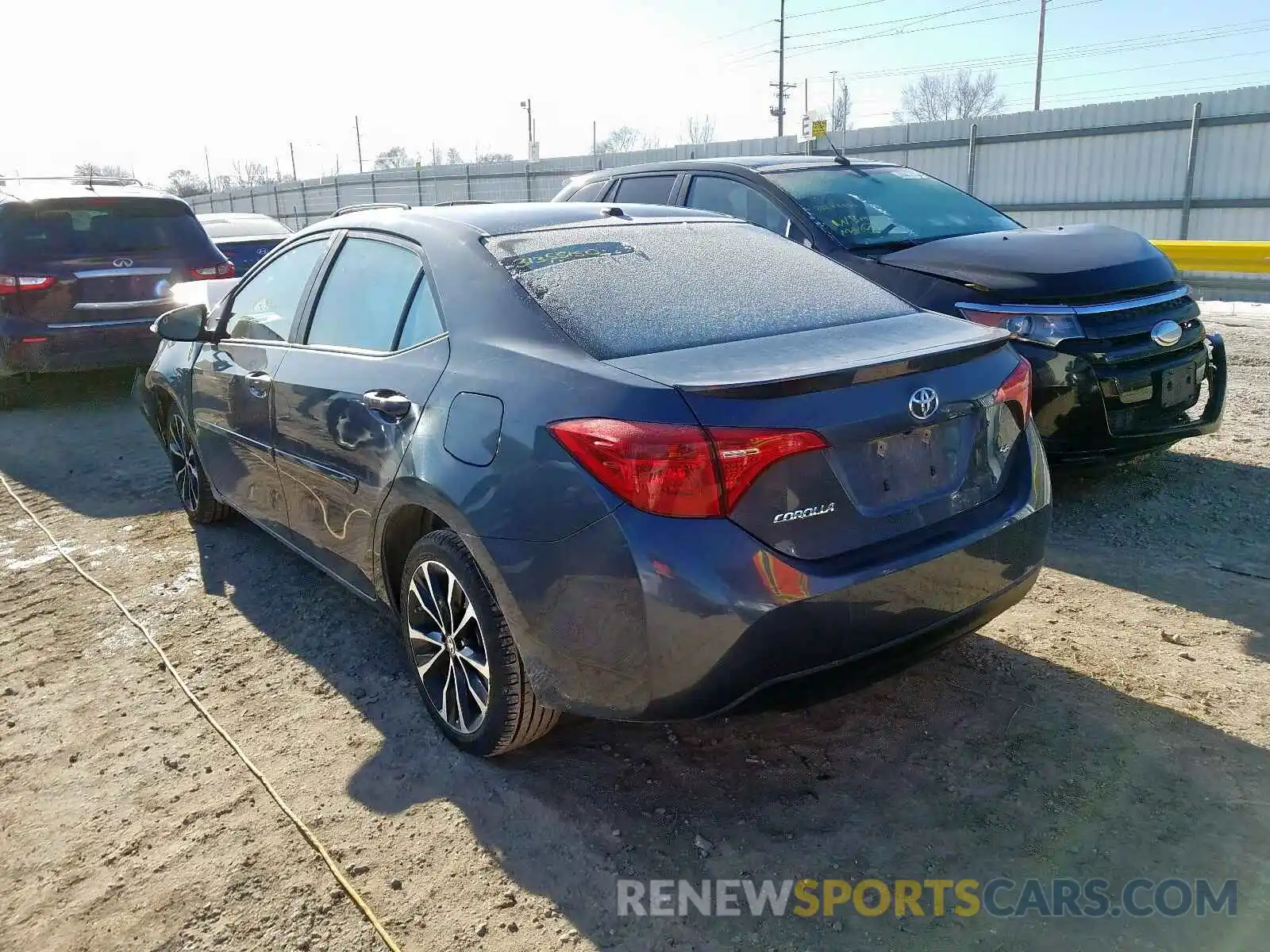 3 Photograph of a damaged car 2T1BURHE9KC139215 TOYOTA COROLLA 2019