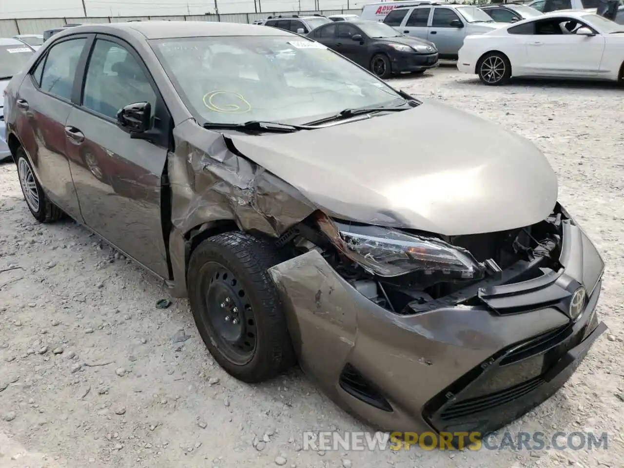 1 Photograph of a damaged car 2T1BURHE9KC139666 TOYOTA COROLLA 2019