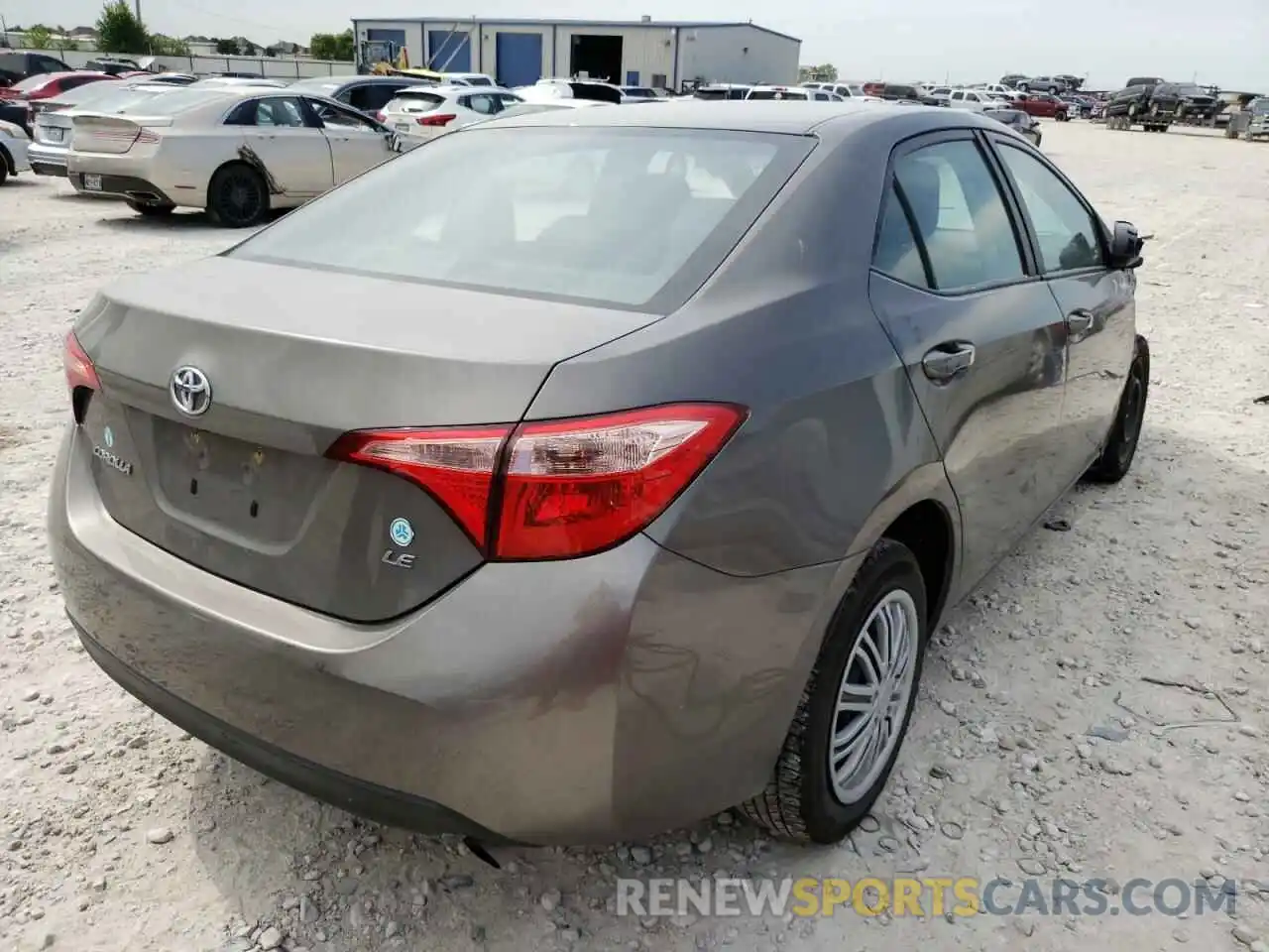 4 Photograph of a damaged car 2T1BURHE9KC139666 TOYOTA COROLLA 2019