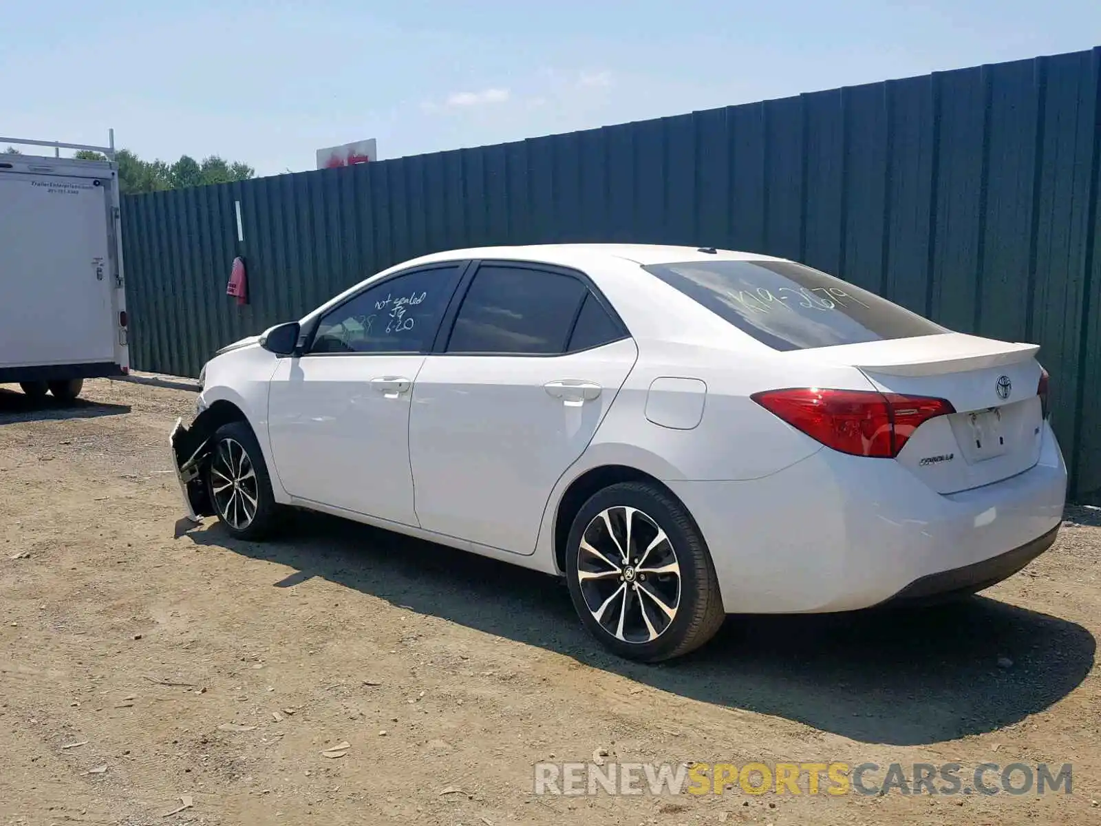 3 Photograph of a damaged car 2T1BURHE9KC139859 TOYOTA COROLLA 2019