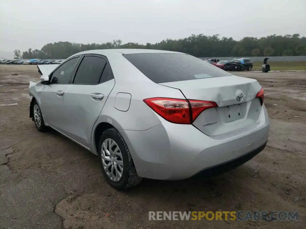 3 Photograph of a damaged car 2T1BURHE9KC140204 TOYOTA COROLLA 2019