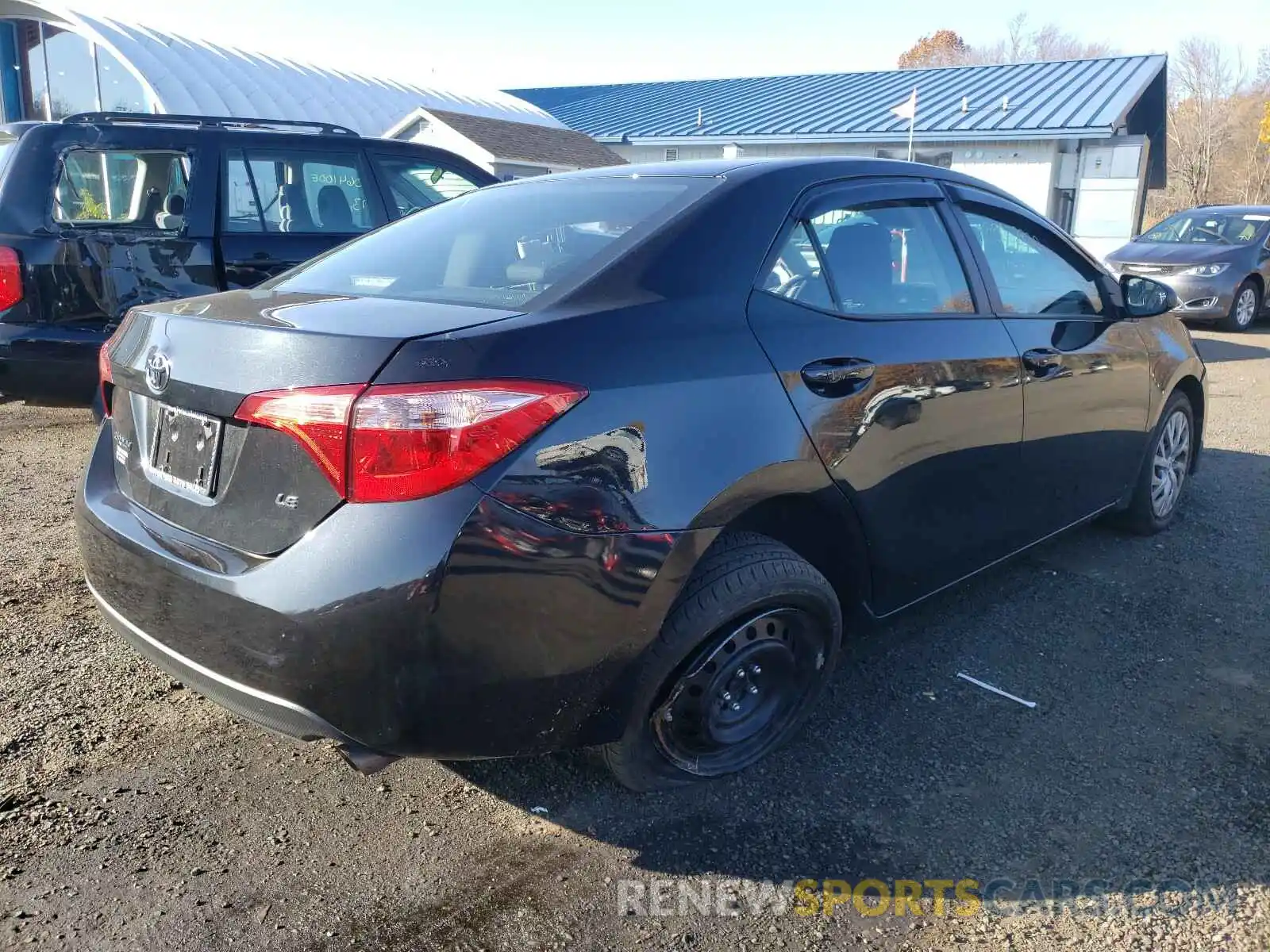 4 Photograph of a damaged car 2T1BURHE9KC140316 TOYOTA COROLLA 2019