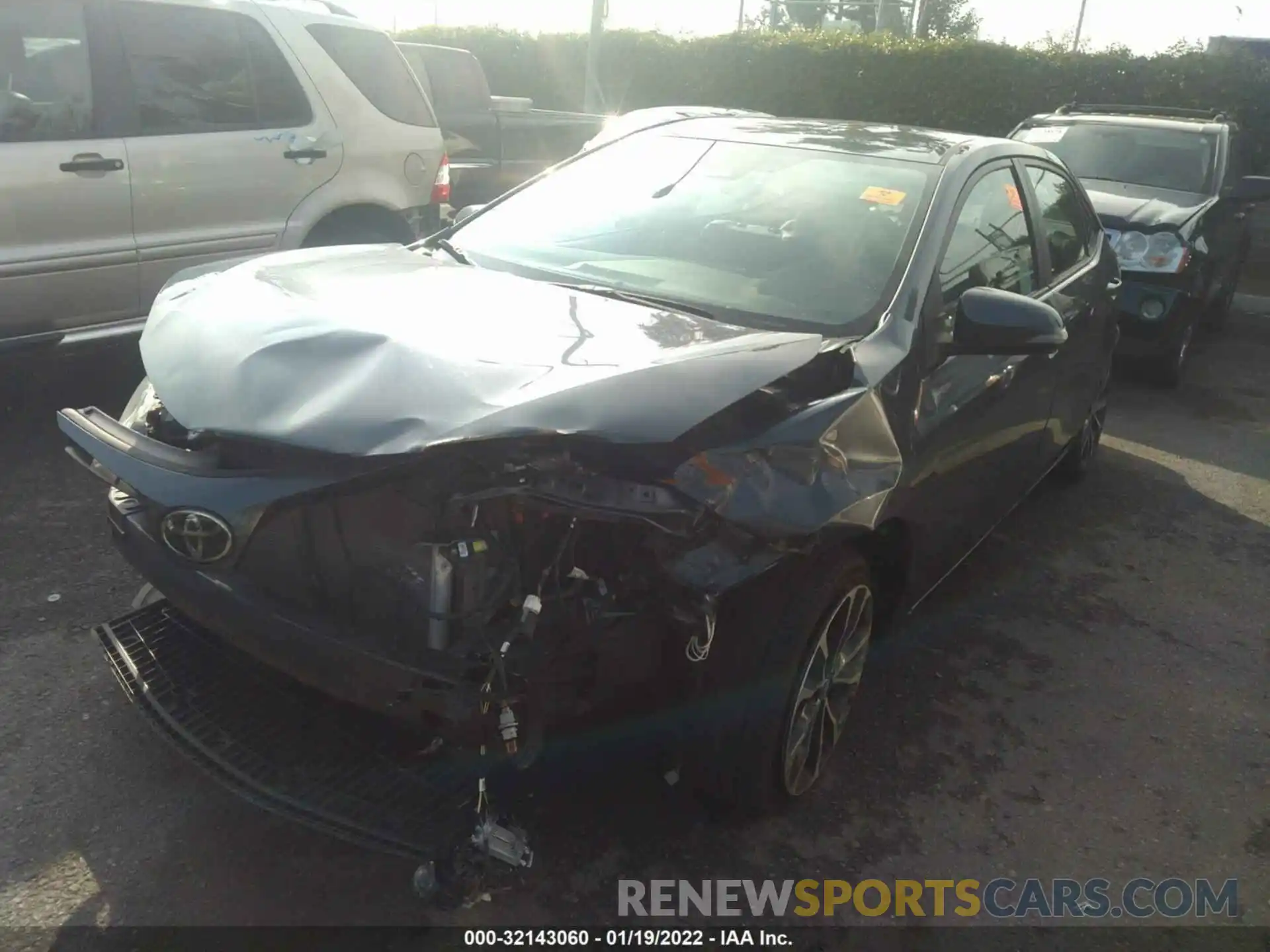 2 Photograph of a damaged car 2T1BURHE9KC140445 TOYOTA COROLLA 2019