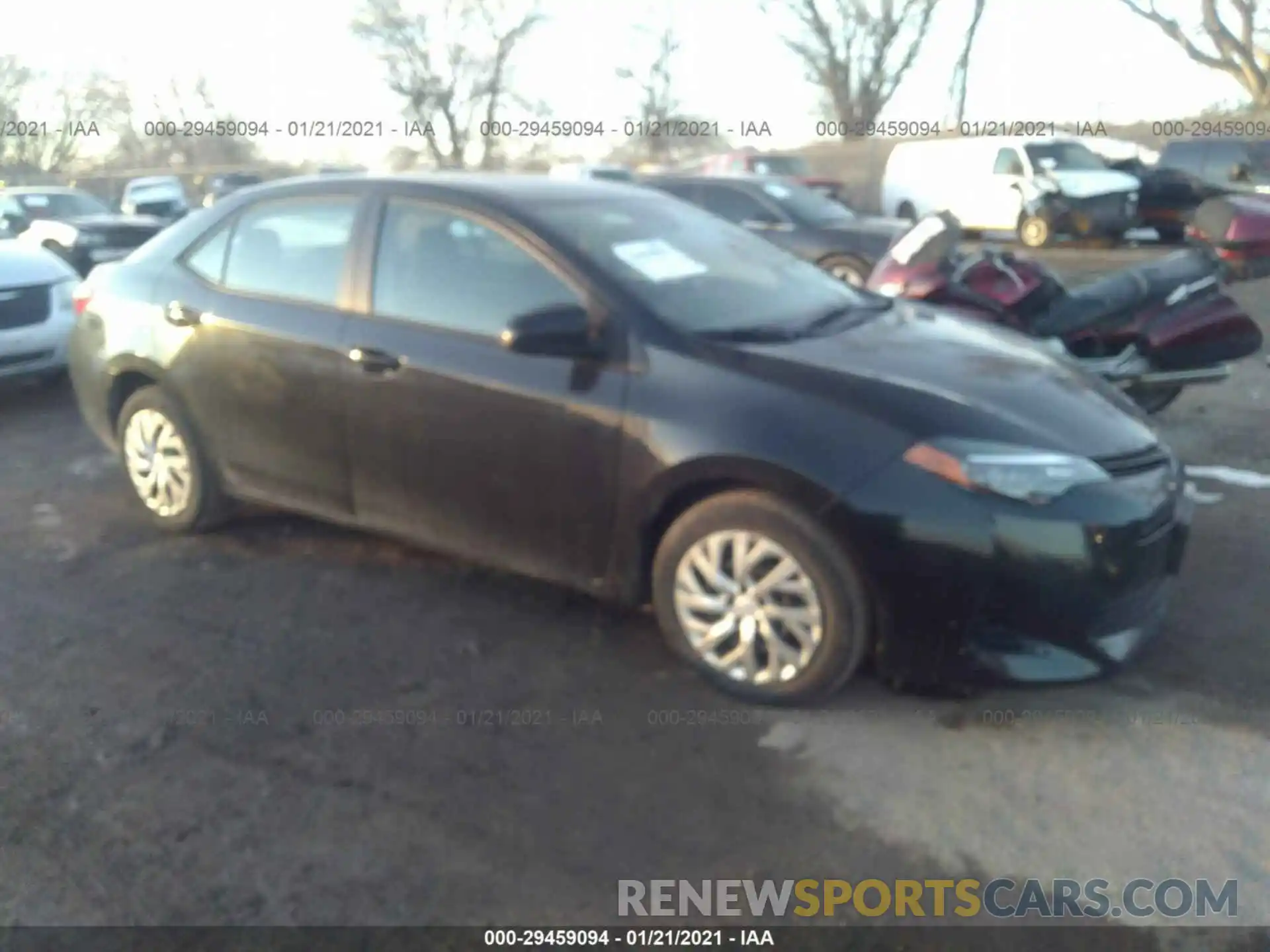 1 Photograph of a damaged car 2T1BURHE9KC141126 TOYOTA COROLLA 2019