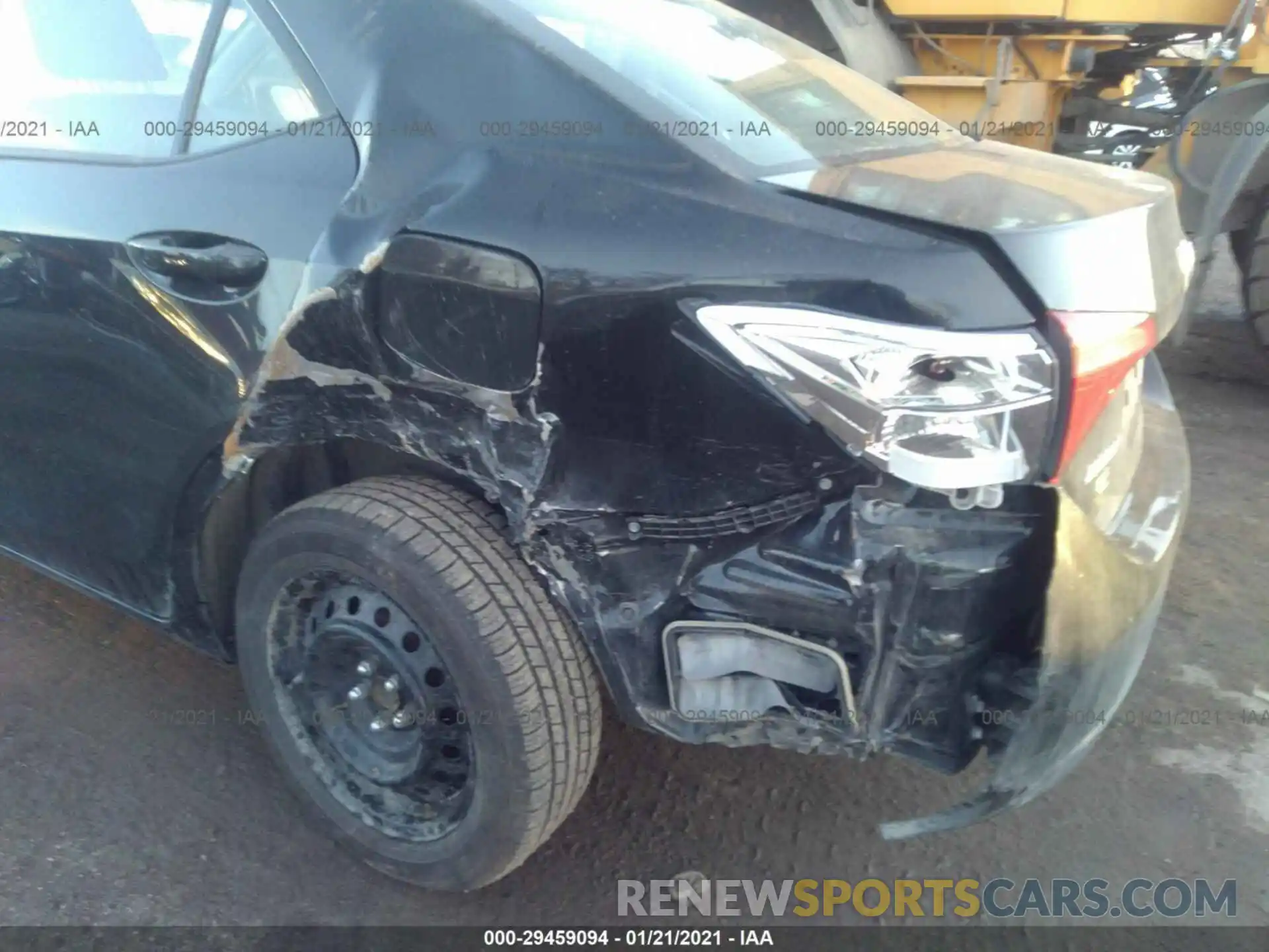 6 Photograph of a damaged car 2T1BURHE9KC141126 TOYOTA COROLLA 2019