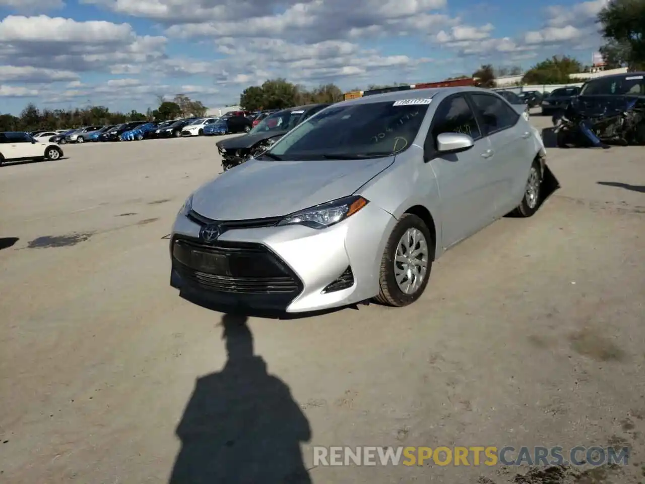 2 Photograph of a damaged car 2T1BURHE9KC142132 TOYOTA COROLLA 2019