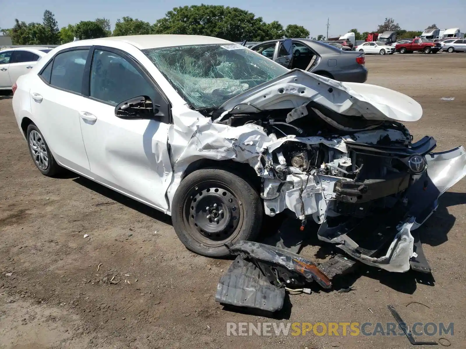 1 Photograph of a damaged car 2T1BURHE9KC142504 TOYOTA COROLLA 2019