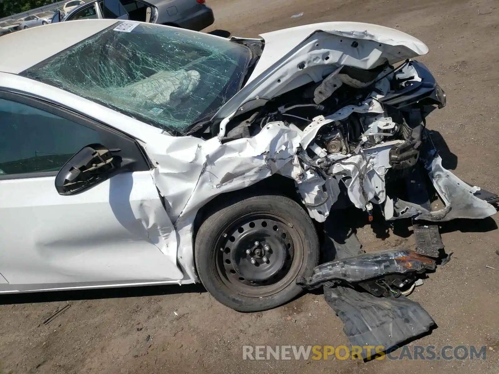 9 Photograph of a damaged car 2T1BURHE9KC142504 TOYOTA COROLLA 2019