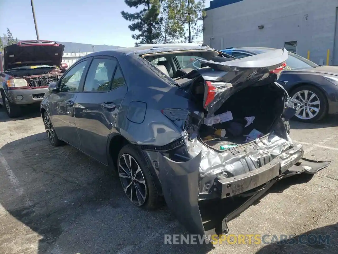 3 Photograph of a damaged car 2T1BURHE9KC142633 TOYOTA COROLLA 2019