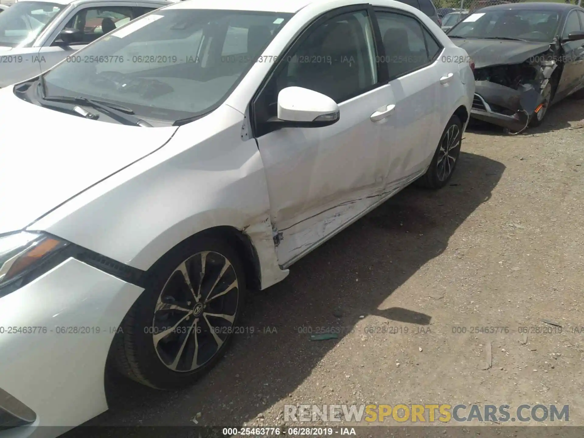 6 Photograph of a damaged car 2T1BURHE9KC142955 TOYOTA COROLLA 2019