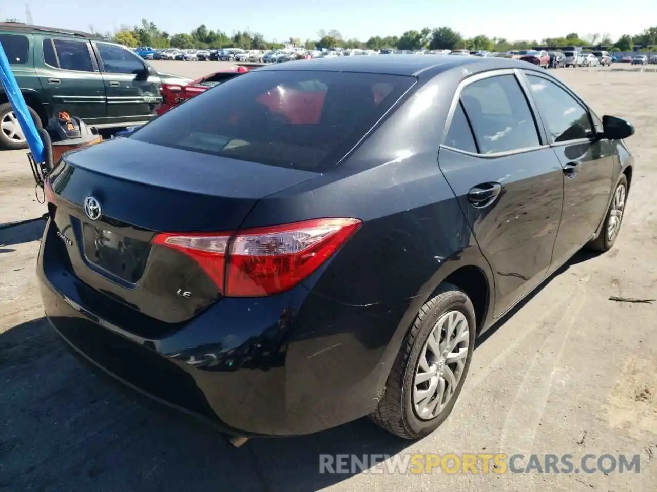 4 Photograph of a damaged car 2T1BURHE9KC143720 TOYOTA COROLLA 2019