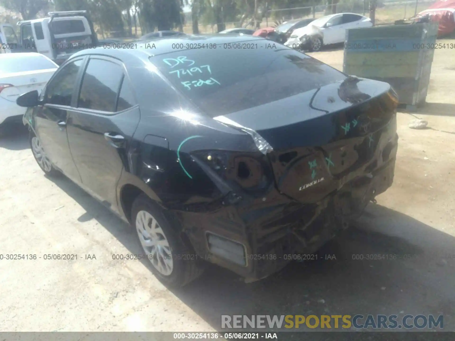 3 Photograph of a damaged car 2T1BURHE9KC144088 TOYOTA COROLLA 2019