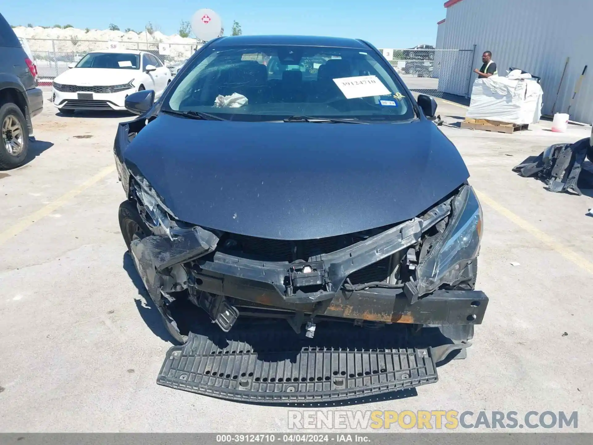 13 Photograph of a damaged car 2T1BURHE9KC144527 TOYOTA COROLLA 2019