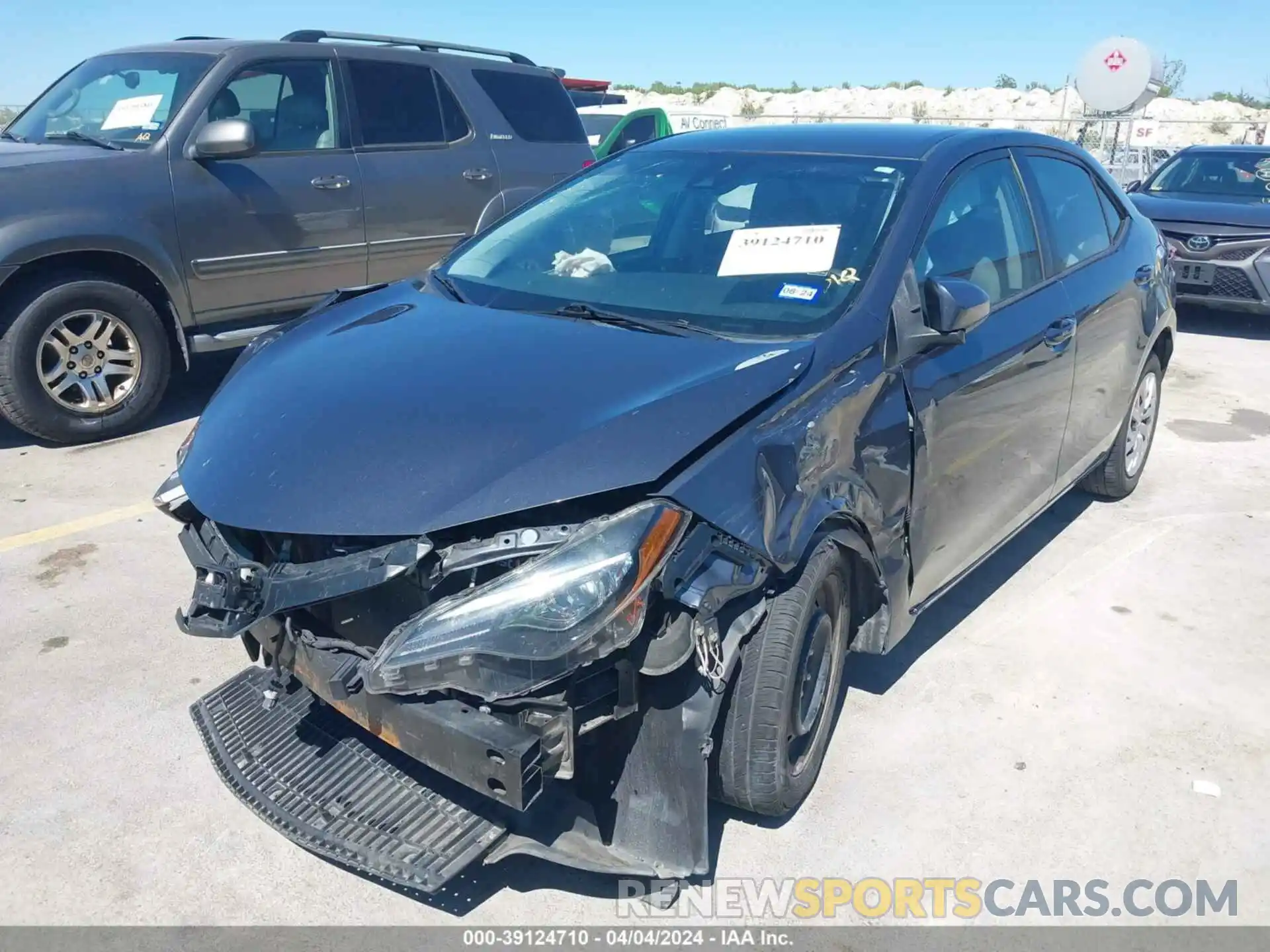 2 Photograph of a damaged car 2T1BURHE9KC144527 TOYOTA COROLLA 2019