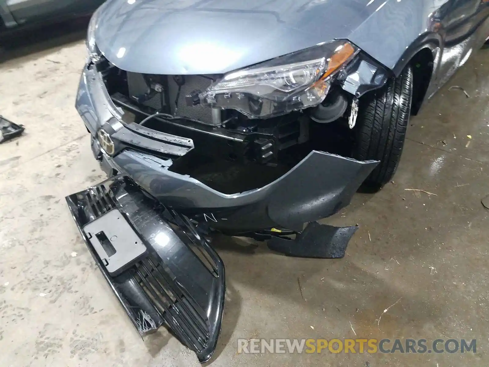 9 Фотография поврежденного автомобиля 2T1BURHE9KC145063 TOYOTA COROLLA 2019