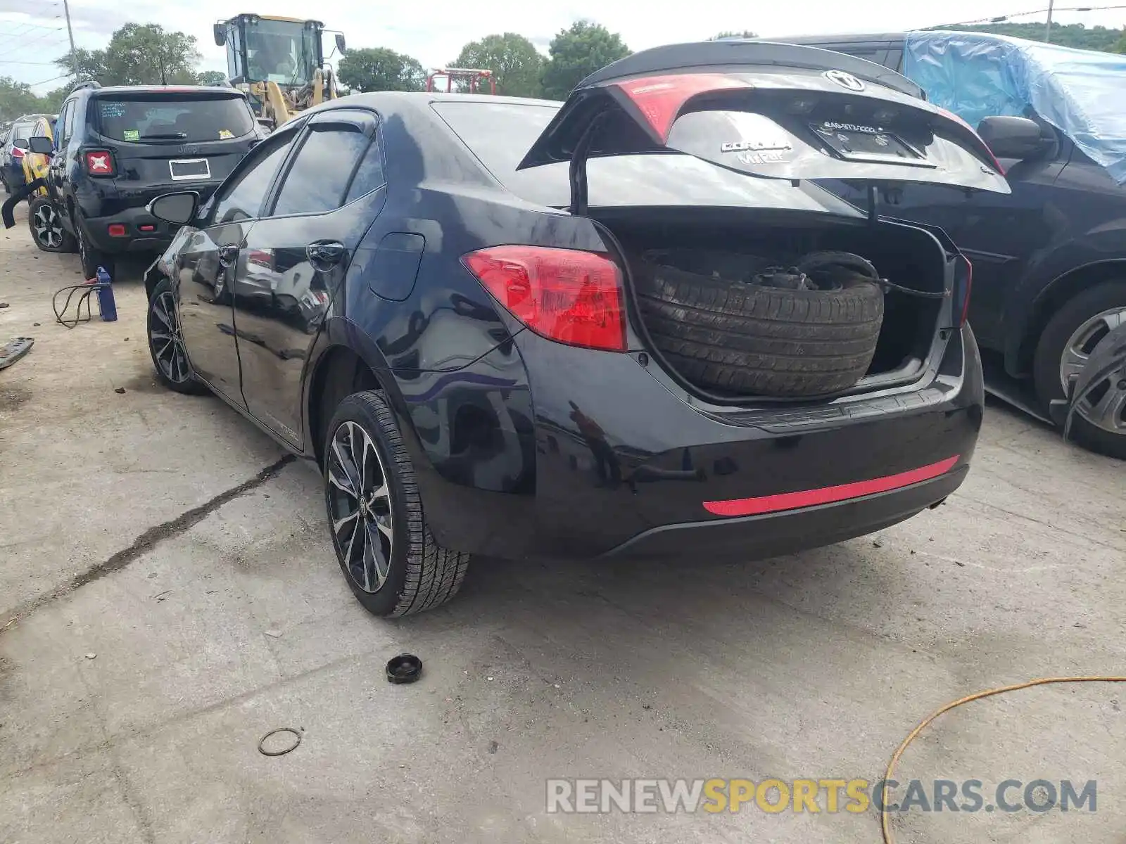 3 Photograph of a damaged car 2T1BURHE9KC147427 TOYOTA COROLLA 2019