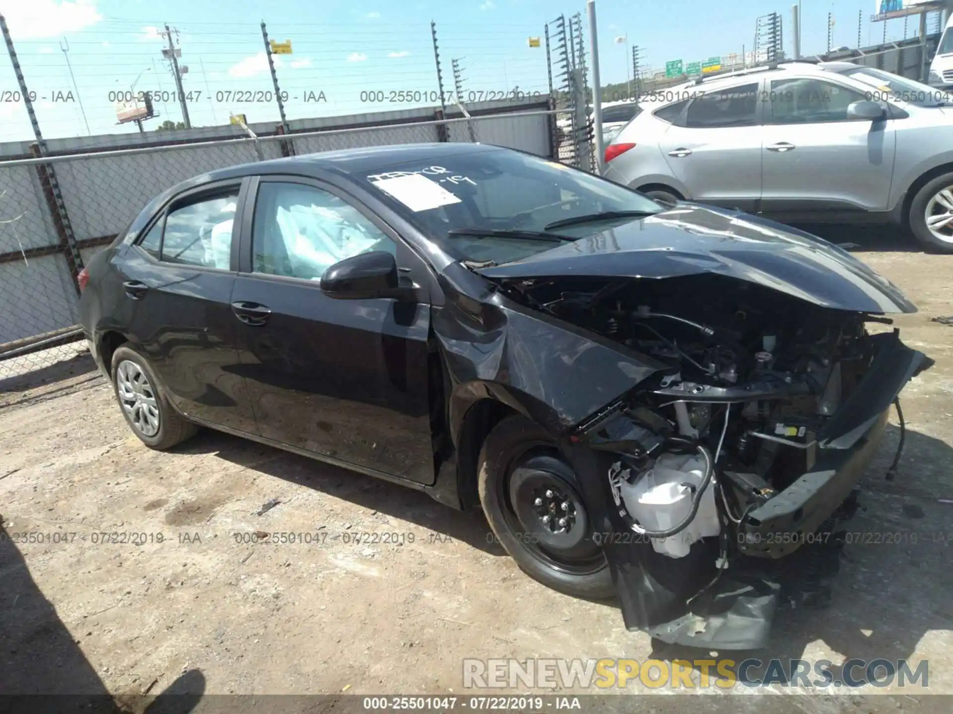 1 Photograph of a damaged car 2T1BURHE9KC147749 TOYOTA COROLLA 2019