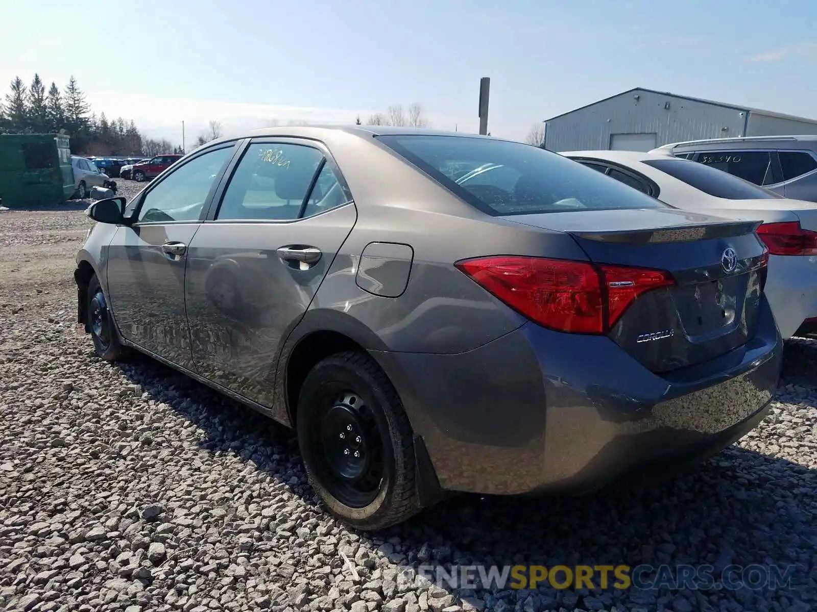 3 Photograph of a damaged car 2T1BURHE9KC148108 TOYOTA COROLLA 2019