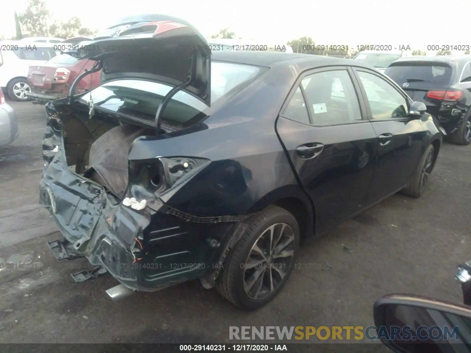 4 Photograph of a damaged car 2T1BURHE9KC148772 TOYOTA COROLLA 2019