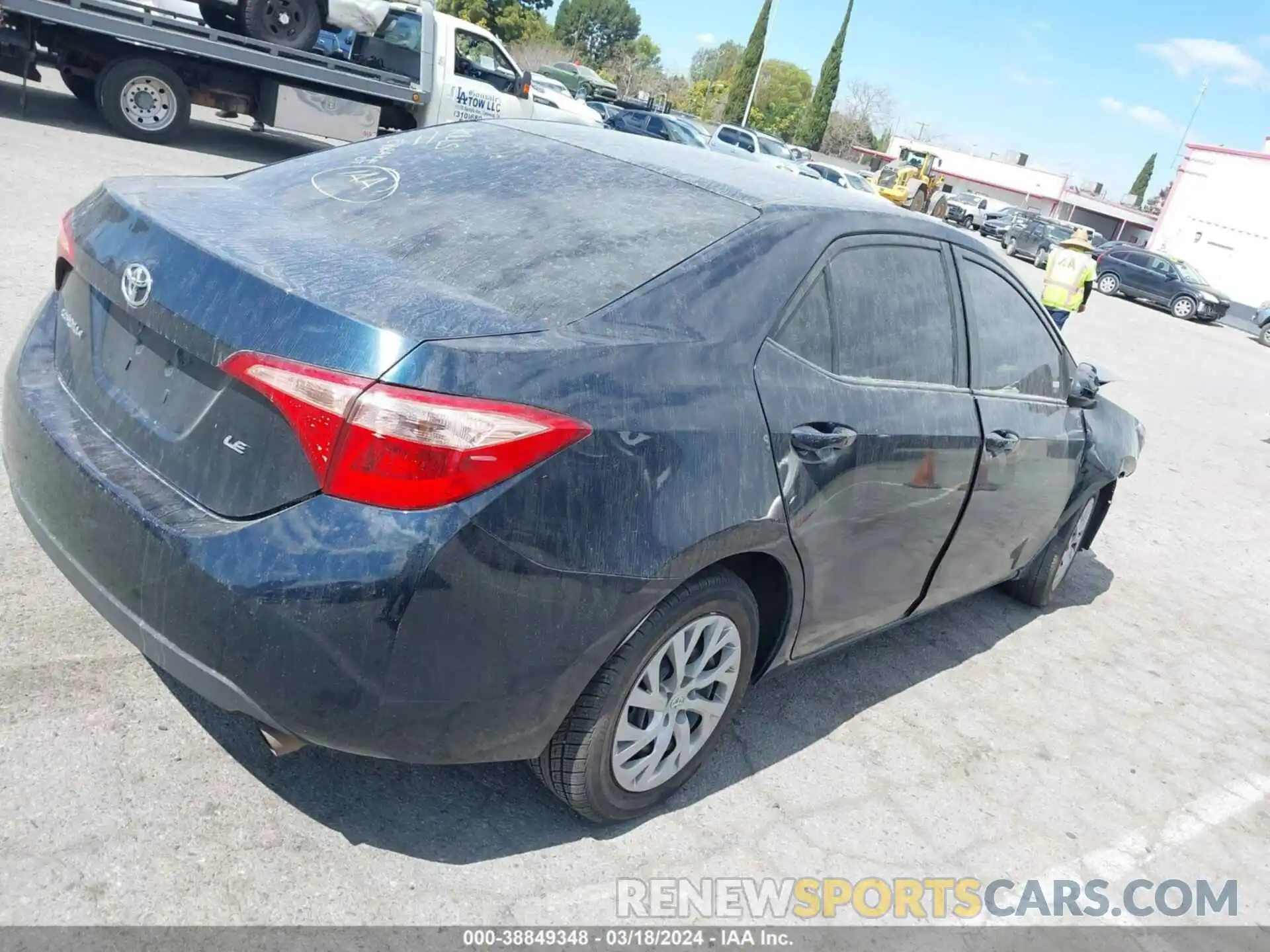 4 Photograph of a damaged car 2T1BURHE9KC149890 TOYOTA COROLLA 2019