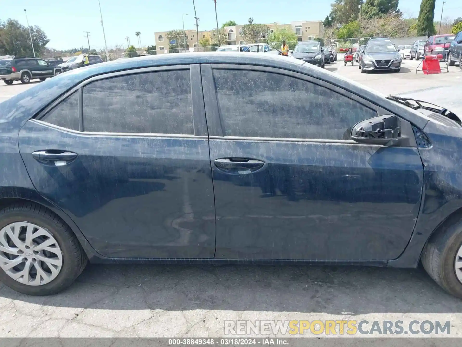 5 Photograph of a damaged car 2T1BURHE9KC149890 TOYOTA COROLLA 2019