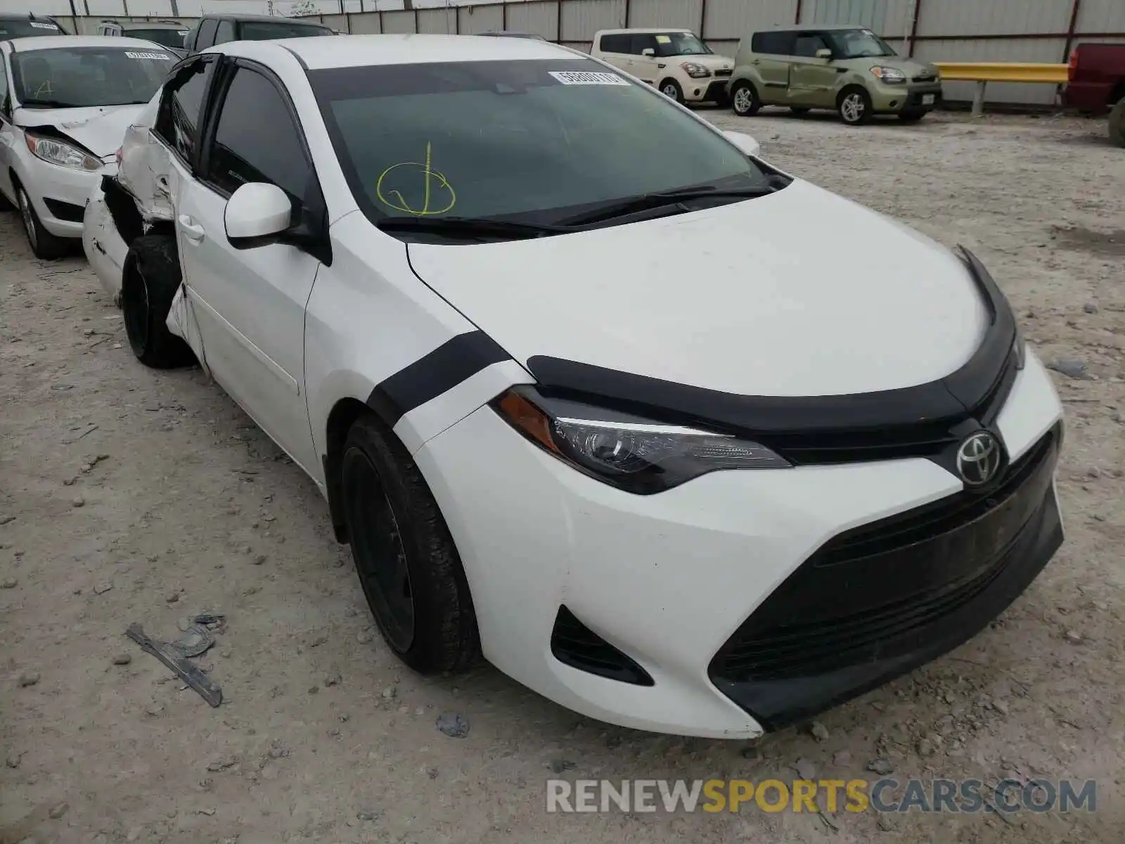 1 Photograph of a damaged car 2T1BURHE9KC151476 TOYOTA COROLLA 2019