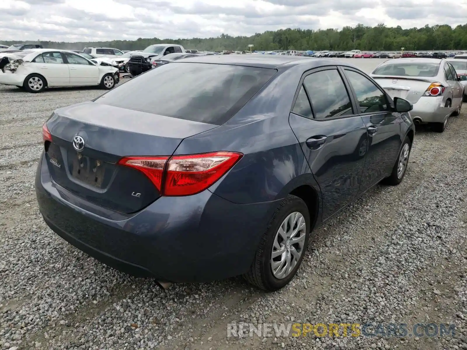 4 Photograph of a damaged car 2T1BURHE9KC151686 TOYOTA COROLLA 2019