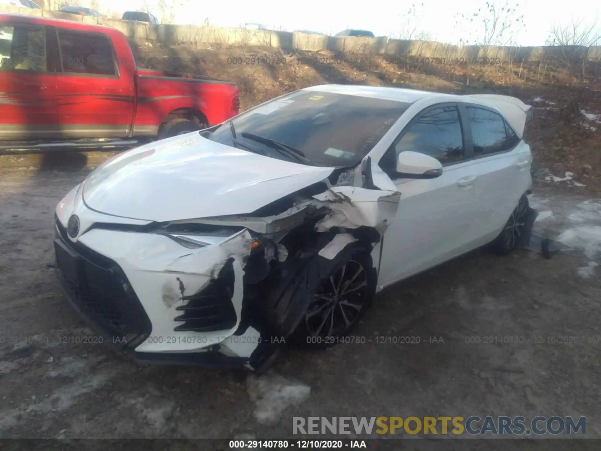 2 Photograph of a damaged car 2T1BURHE9KC152496 TOYOTA COROLLA 2019