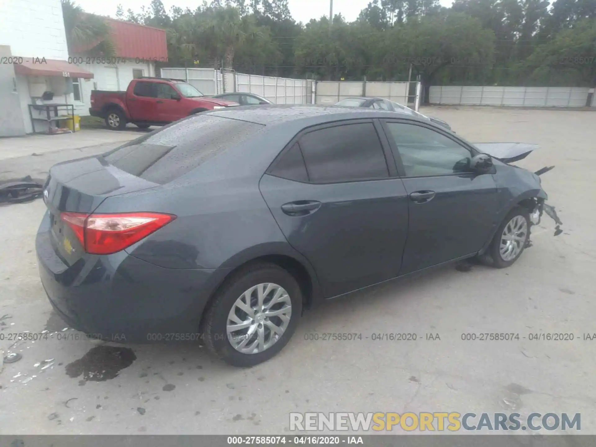 4 Photograph of a damaged car 2T1BURHE9KC152644 TOYOTA COROLLA 2019