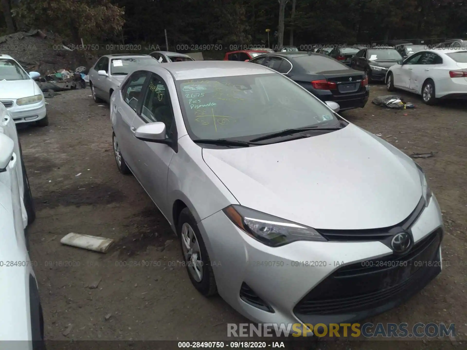 1 Photograph of a damaged car 2T1BURHE9KC152675 TOYOTA COROLLA 2019