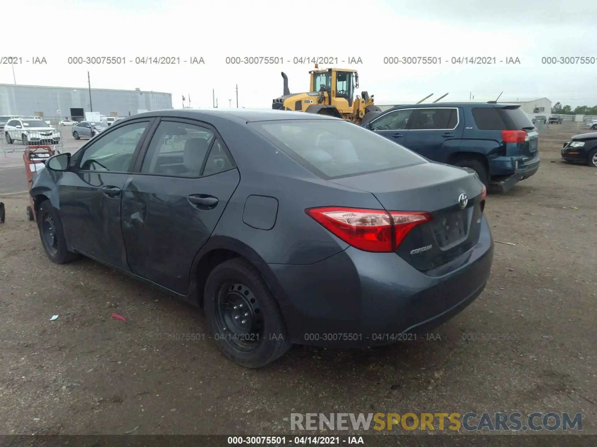 3 Photograph of a damaged car 2T1BURHE9KC153082 TOYOTA COROLLA 2019